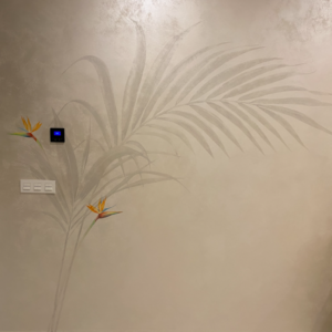 Pintura mural artesanal: acentos tropicales
